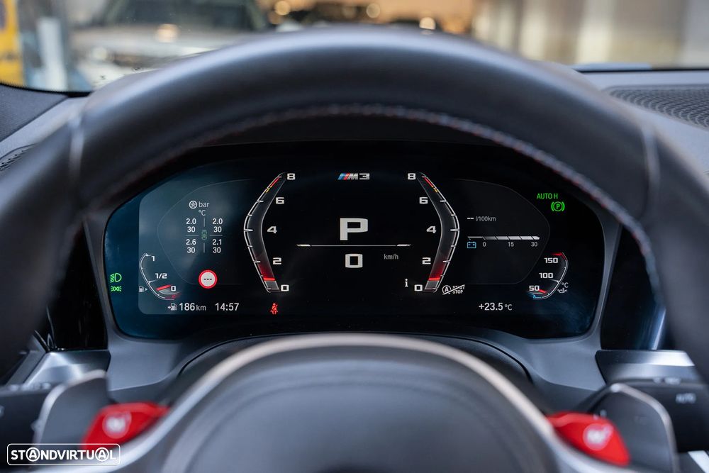 BMW M3 Competition xDrive - 36