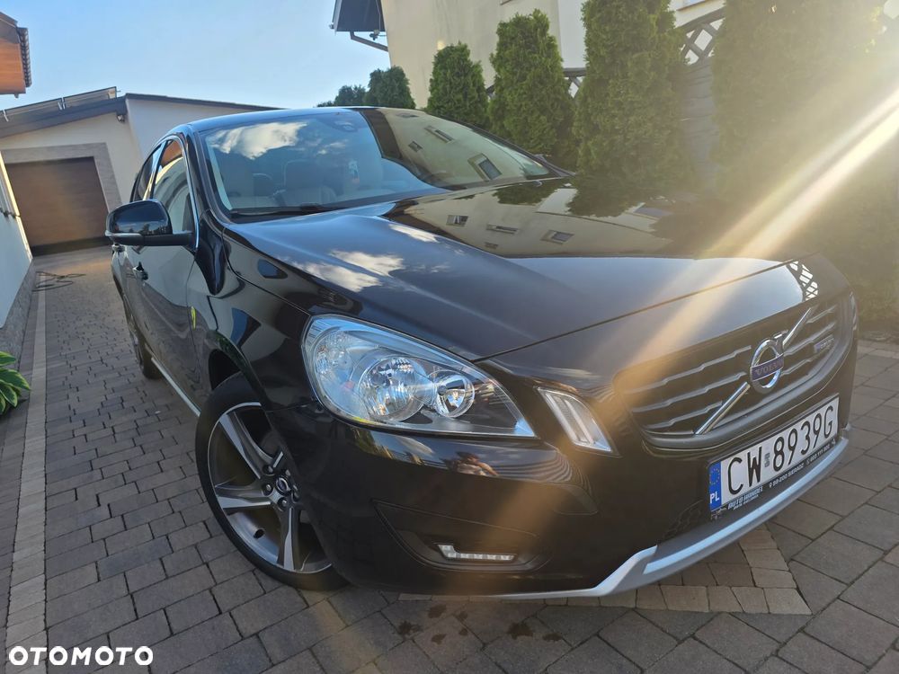 Volvo S60 D3 R-Design - 14