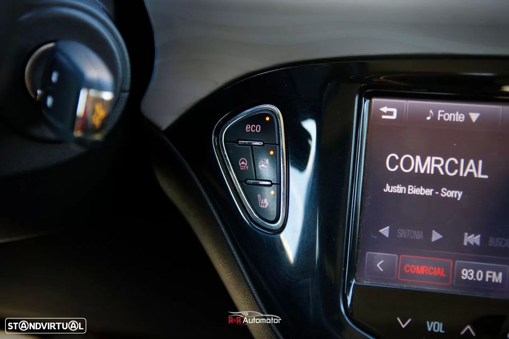 Opel Adam 1.0 T Black Jack - 19