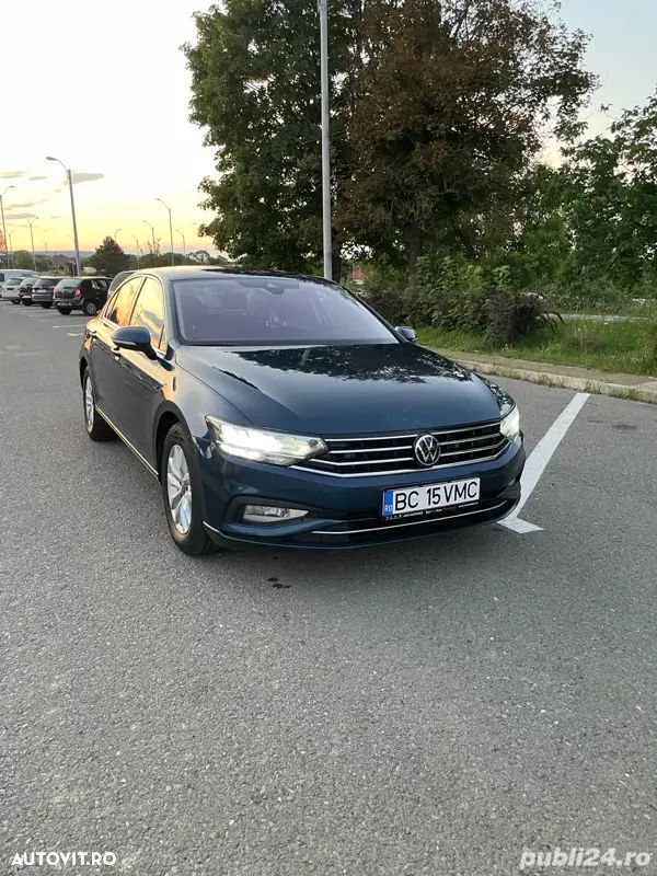 Volkswagen Passat 2.0 TDI SCR DSG Comfortline - 8