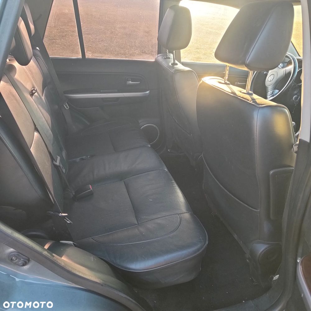 Suzuki Grand Vitara 1.9 DDiS - 5