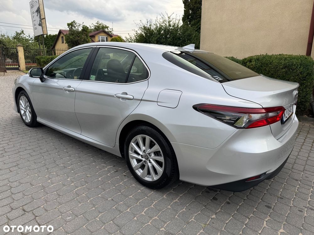 Toyota Camry 2.5 Hybrid Comfort CVT - 9