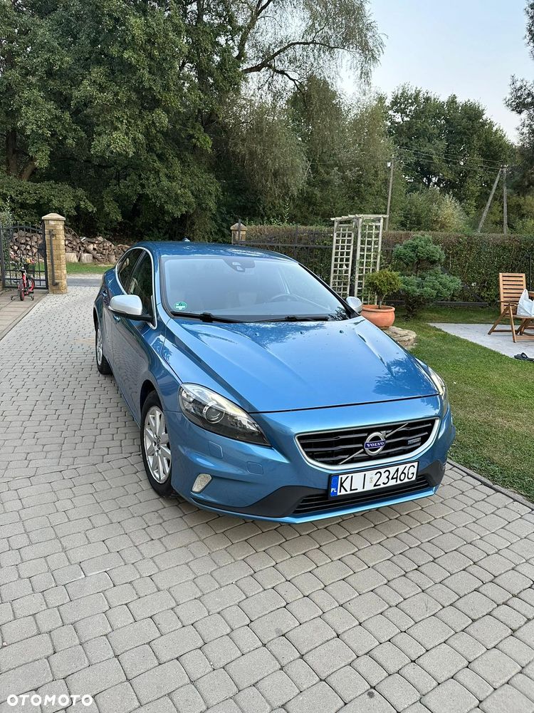Volvo V40 D2 Drive-E R-Design Kinetic - 1