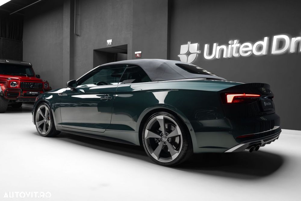 Audi S5 Cabrio - 9