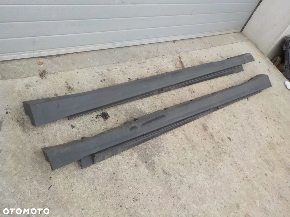 FORD MONDEO MK5 LISTWA PROGOWA PRAWA LUB LEWA HB - 2