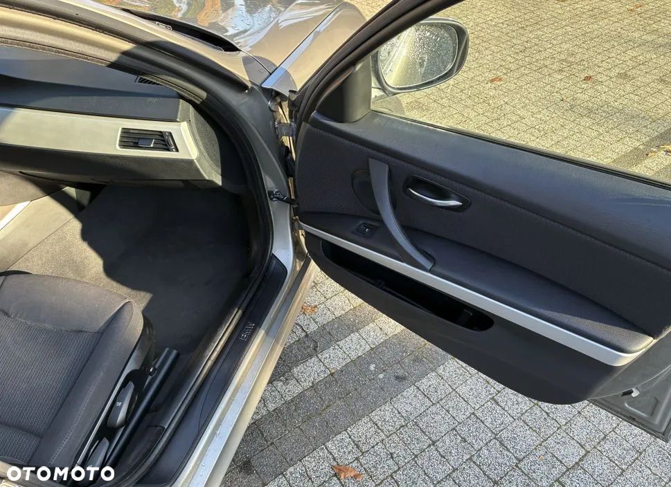 BMW Seria 3 - 10