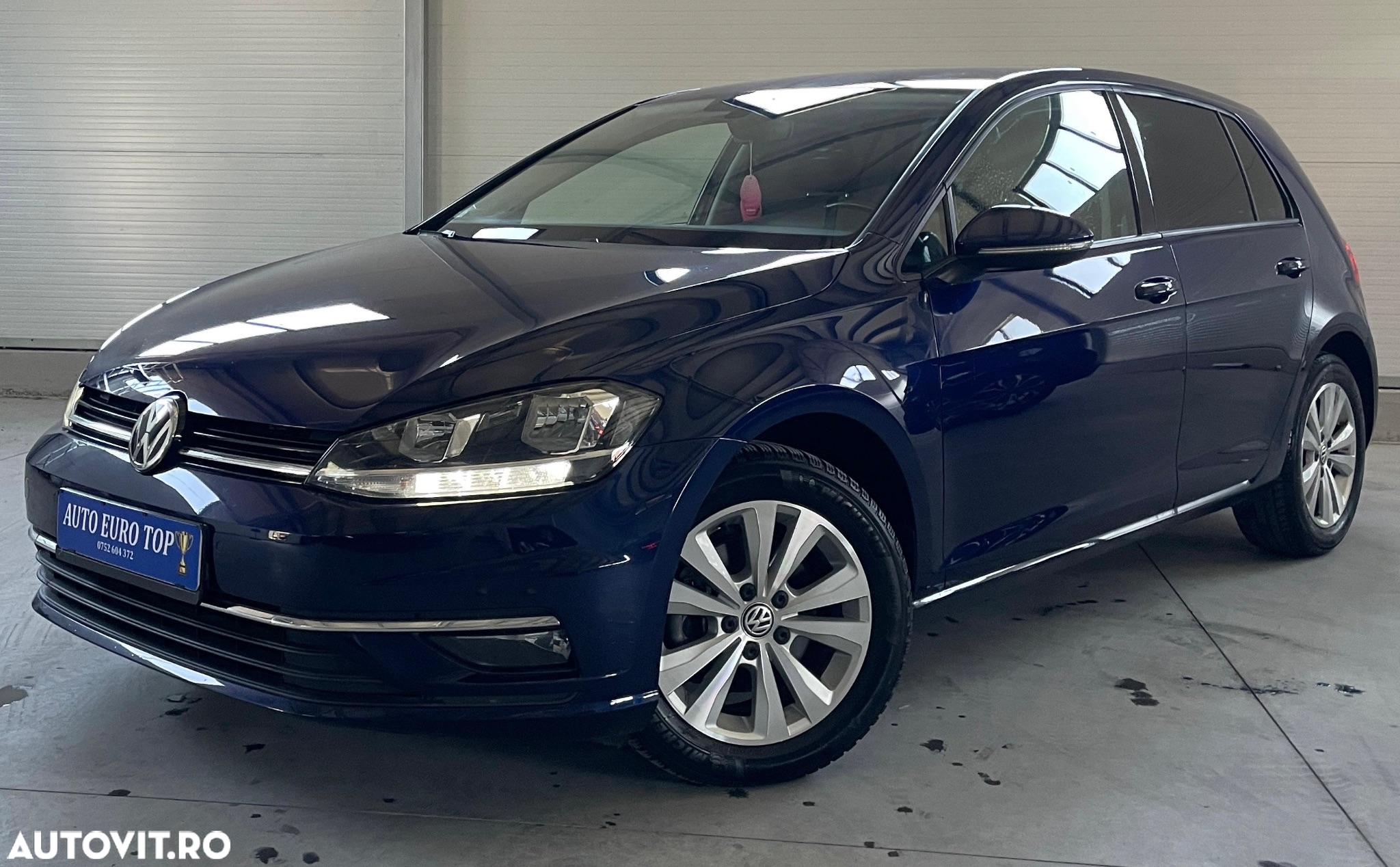 Volkswagen Golf 2.0 BlueTDI DSG Comfortline - 26