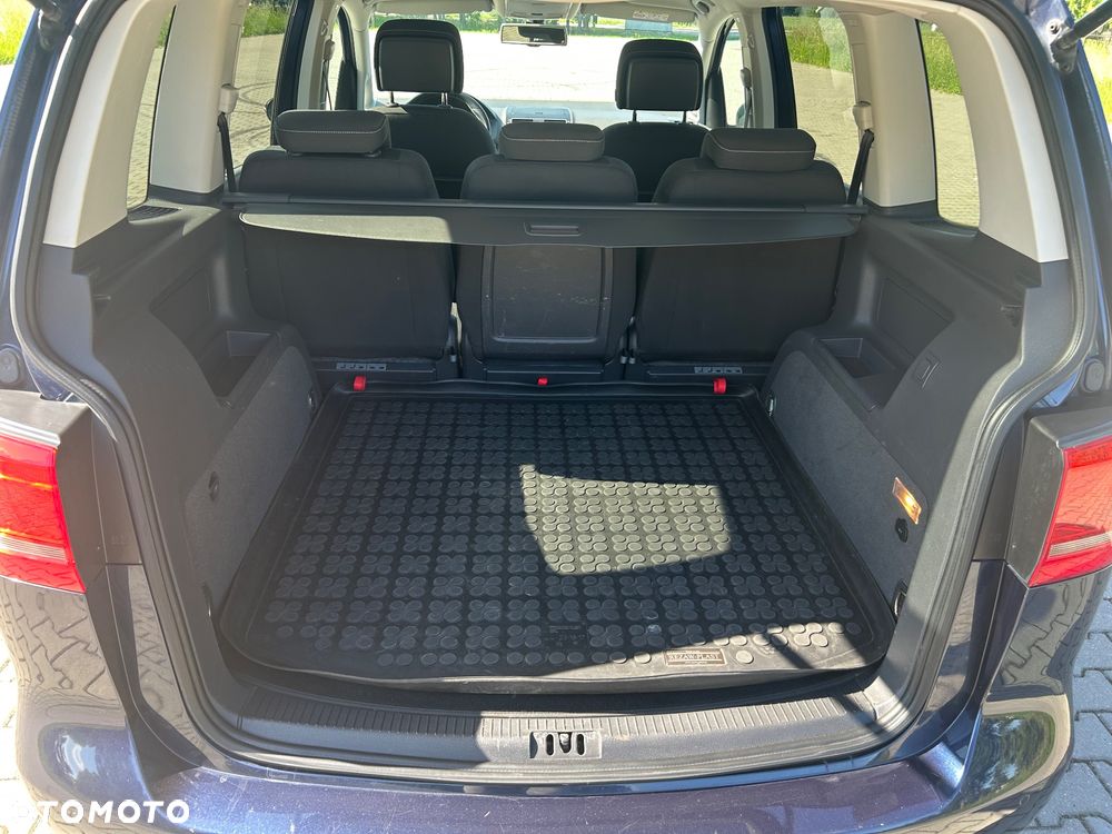 Volkswagen Touran 1.6 TDI DPF Comfortline - 8