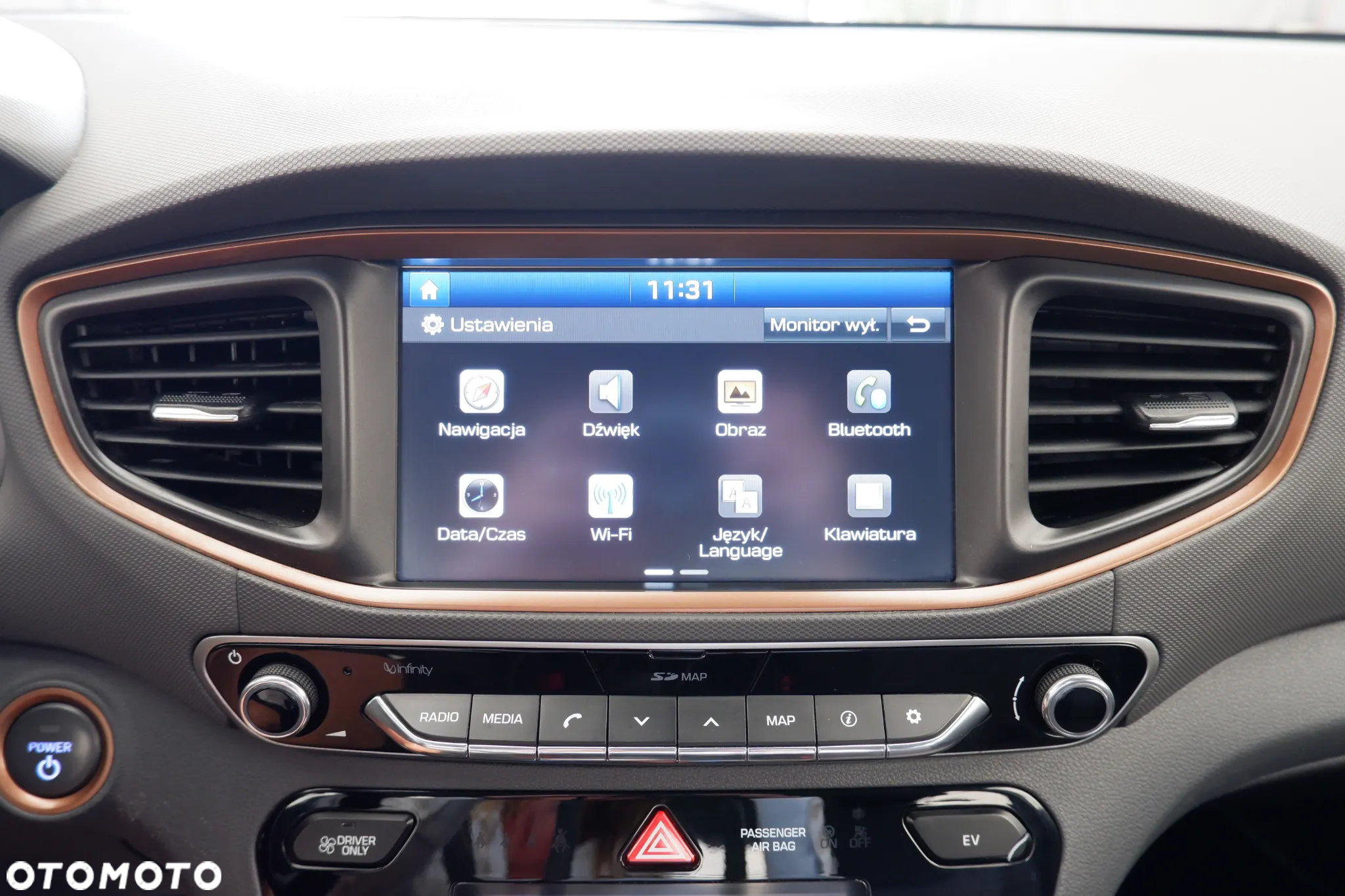 Hyundai IONIQ - 26