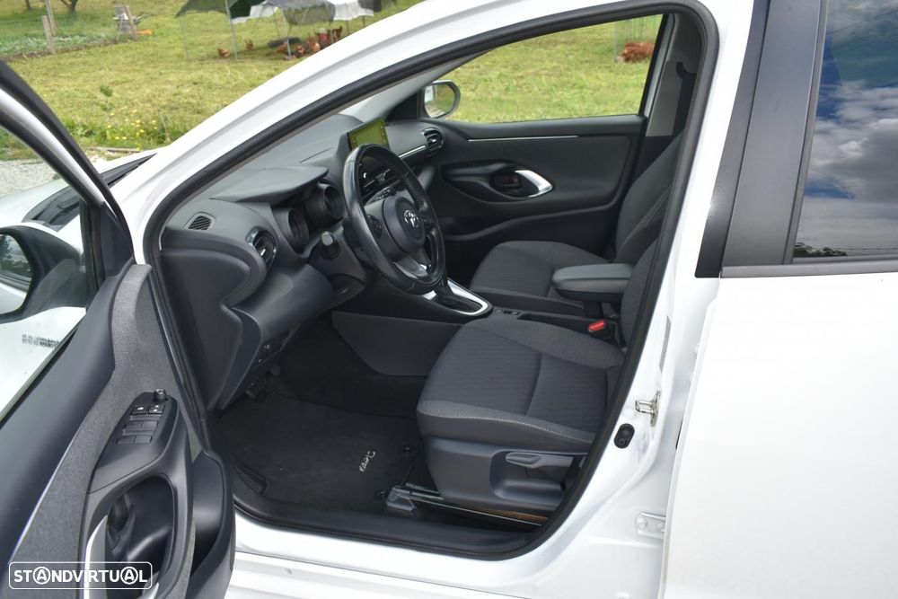 Toyota Yaris 1.5 HDF Exclusive - 10