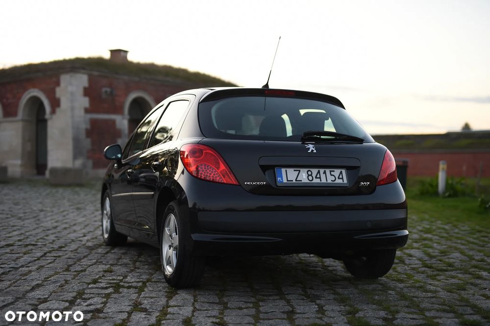 Peugeot 207 - 5