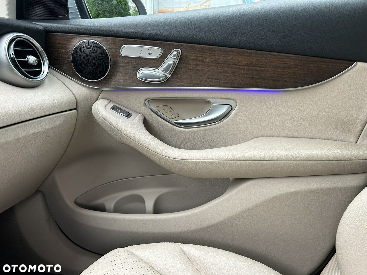 Mercedes-Benz GLC 300 4-Matic - 36