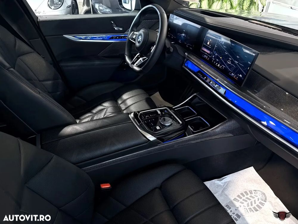 BMW i7 xDrive60 - 10