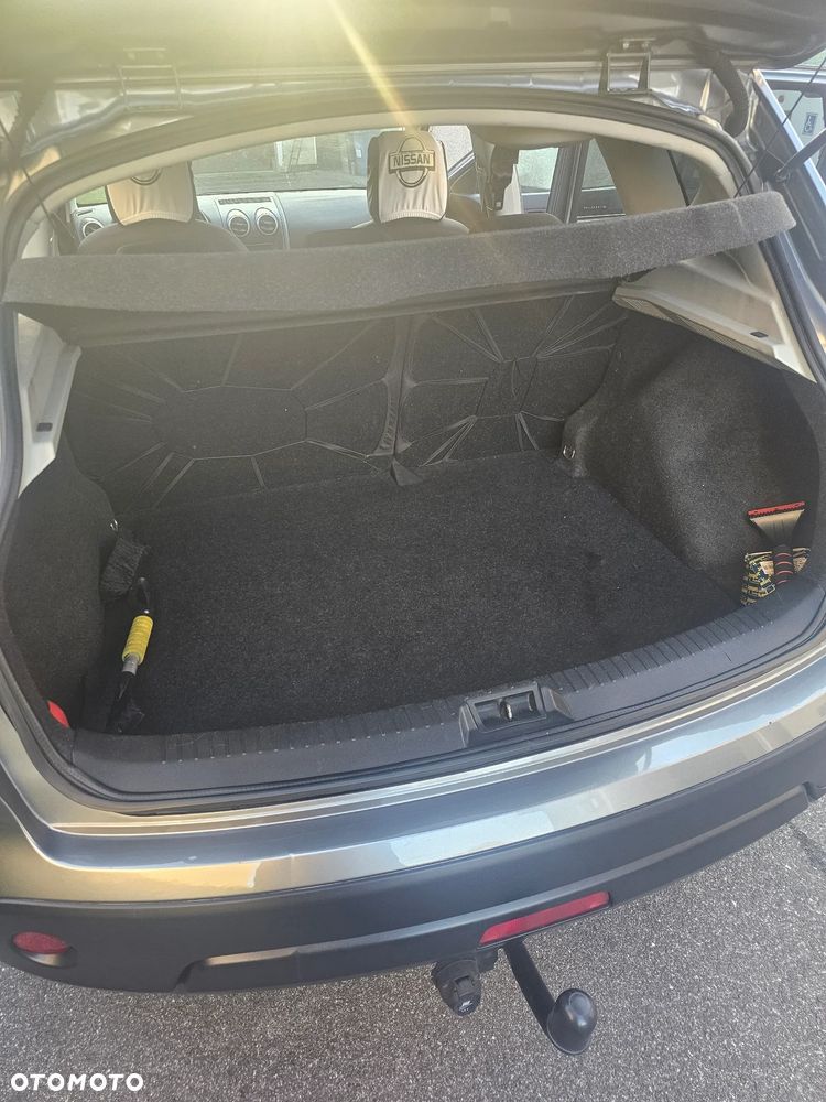 Nissan Qashqai 1.5 dCi DPF 360 - 6