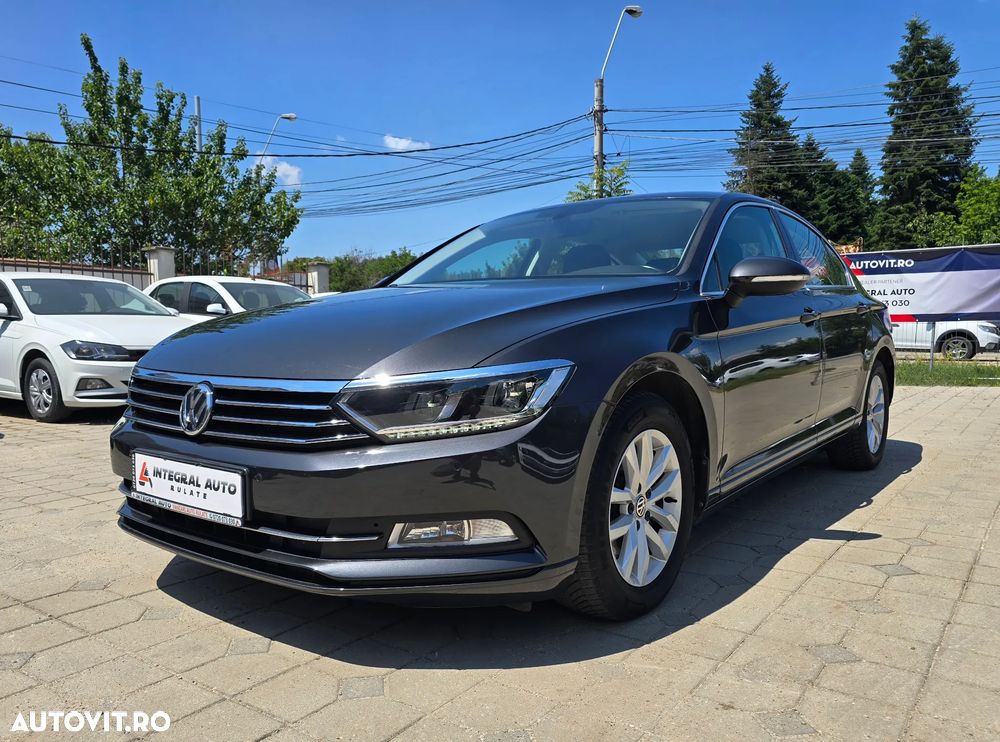 Volkswagen Passat 1.5 TSI ACT DSG Comfortline - 1