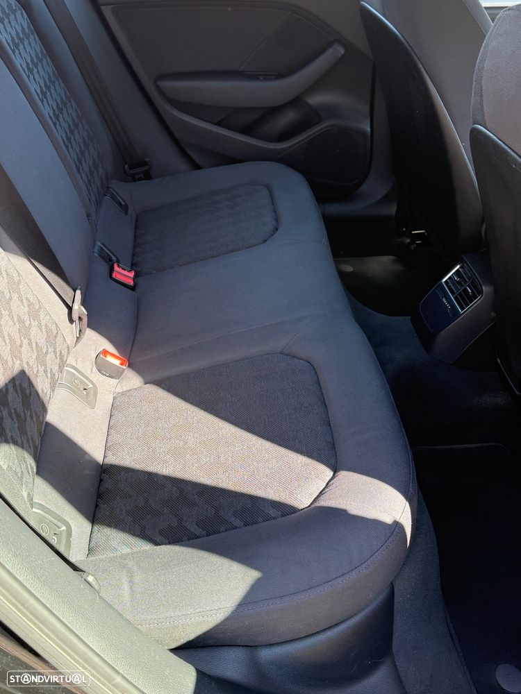 Audi A3 Sportback 1.6 TDI Attraction Ultra - 5
