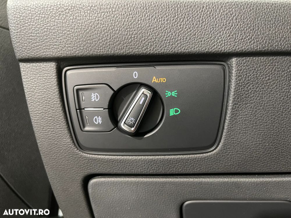 Volkswagen Passat 2.0 TDI DSG Highline - 22