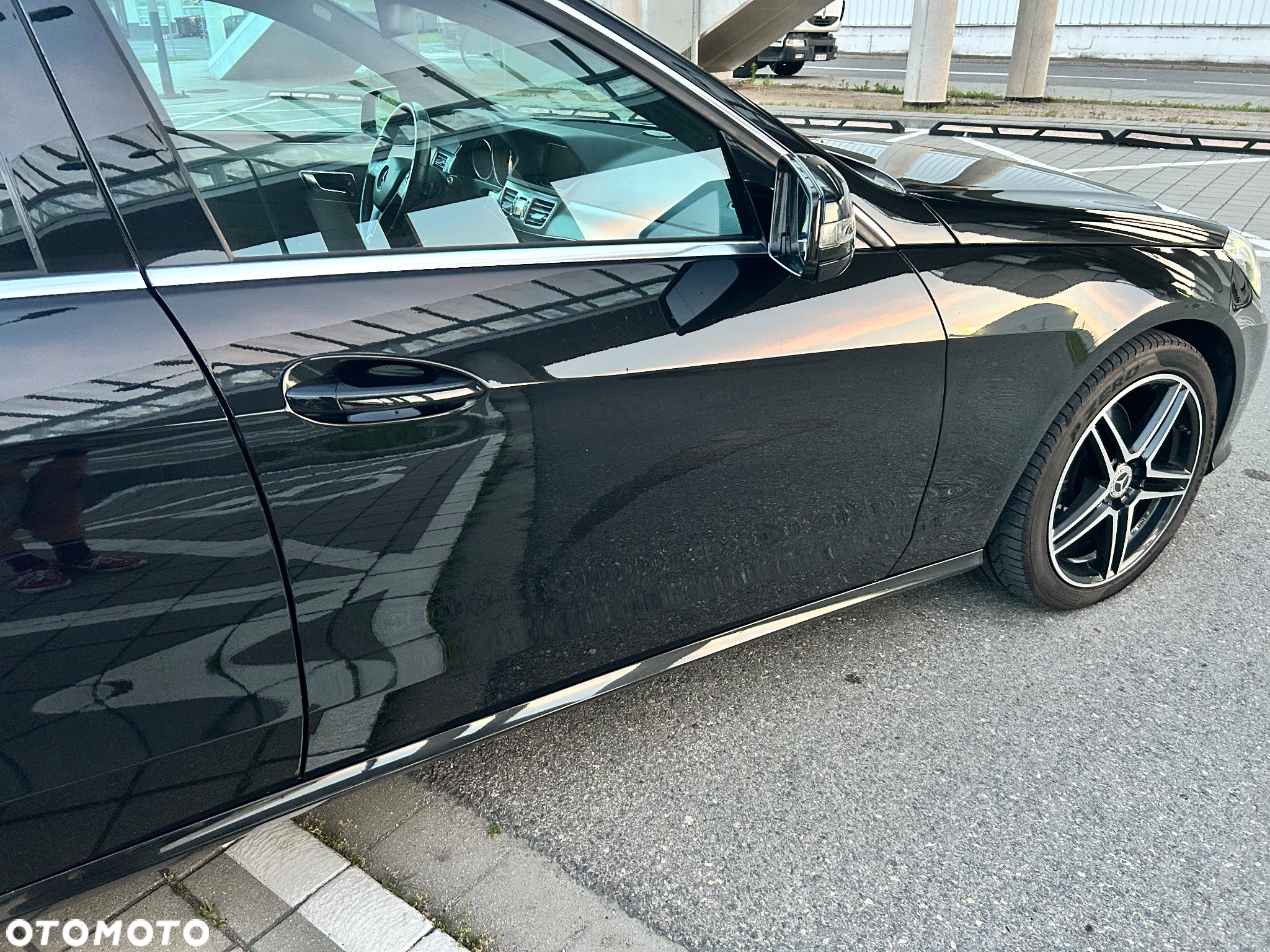 Mercedes-Benz Klasa E 250 BlueTEC 4-Matic Avantgarde - 39