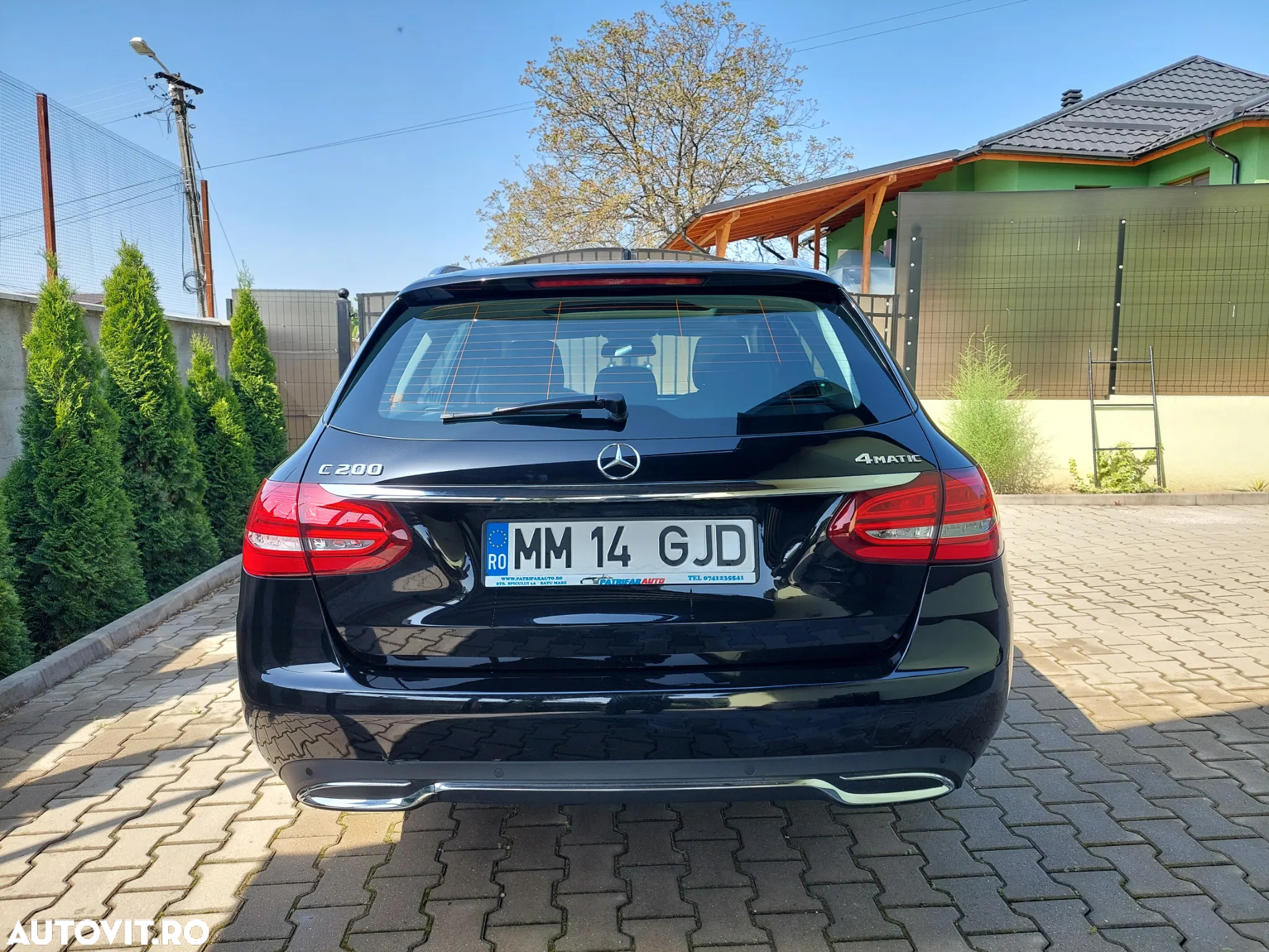Mercedes-Benz C 200 T 4Matic 9G-TRONIC Avantgarde - 2
