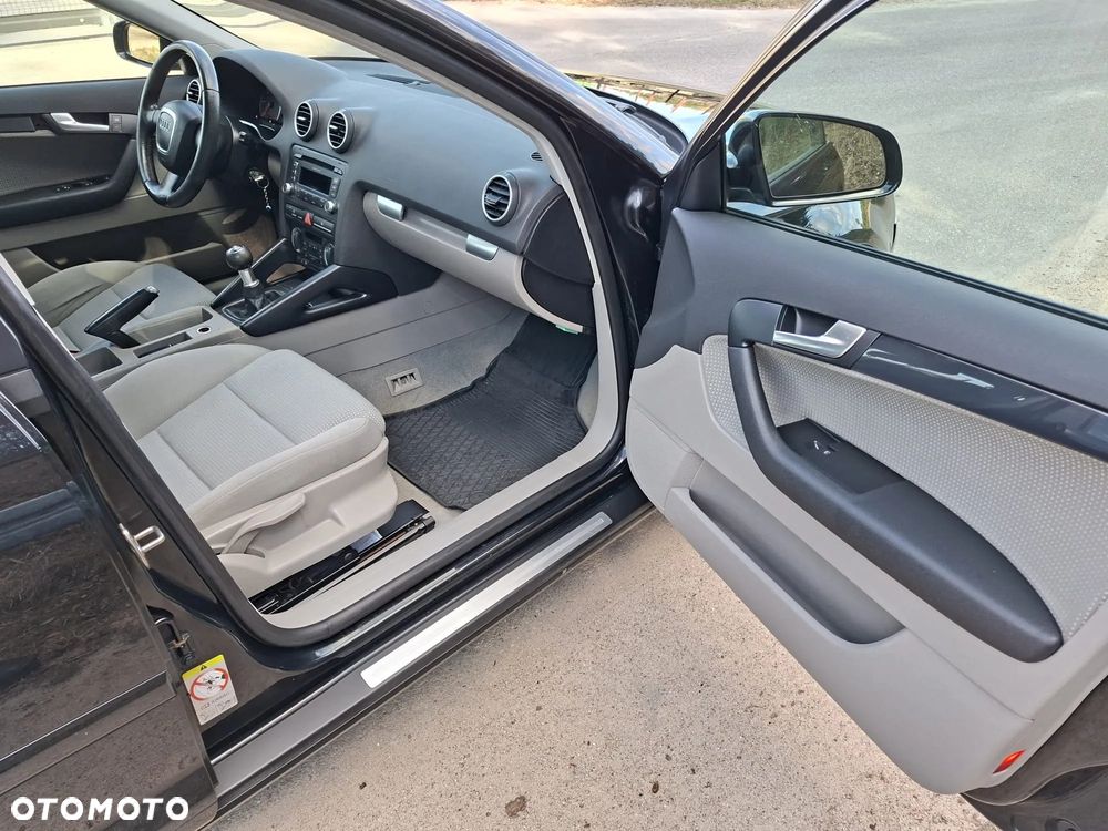 Audi A3 Sportback - 10