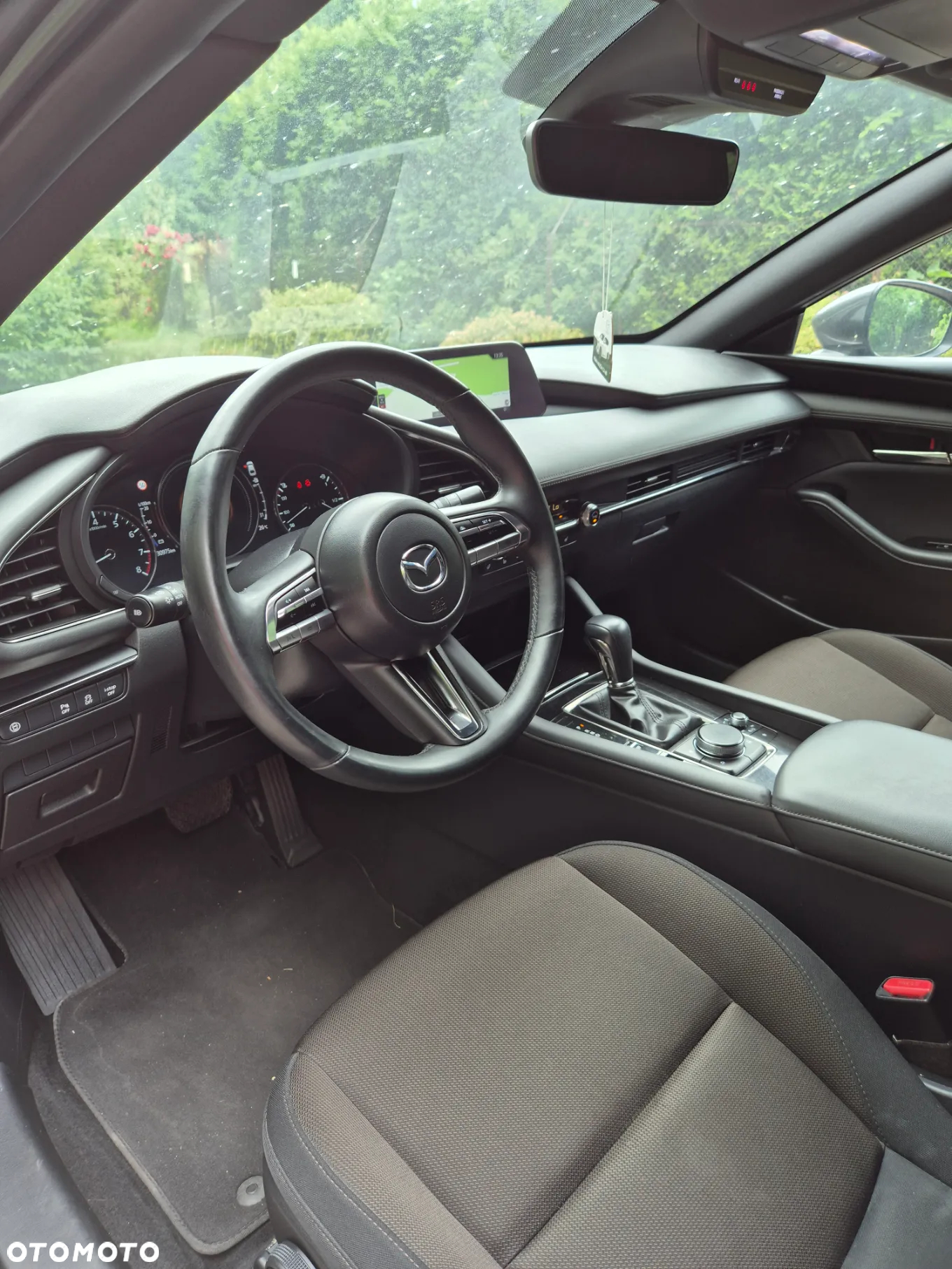 Mazda 3 - 10