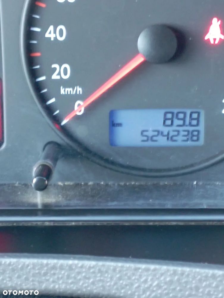 Volkswagen Caravelle L1 Trendline - 12
