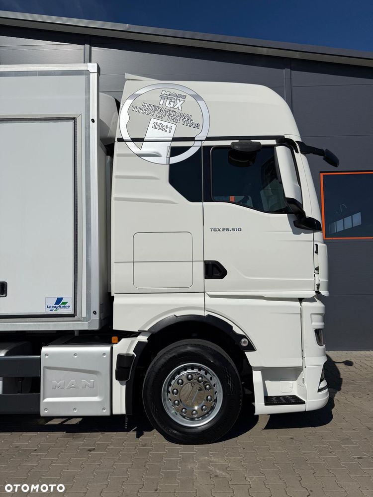MAN TGX 26.510 chłodnia z windą // Klimatyzacja / Kabina XXL 2 x łóżko // 22 Epal // Świeżo z Niemiec !! - 25
