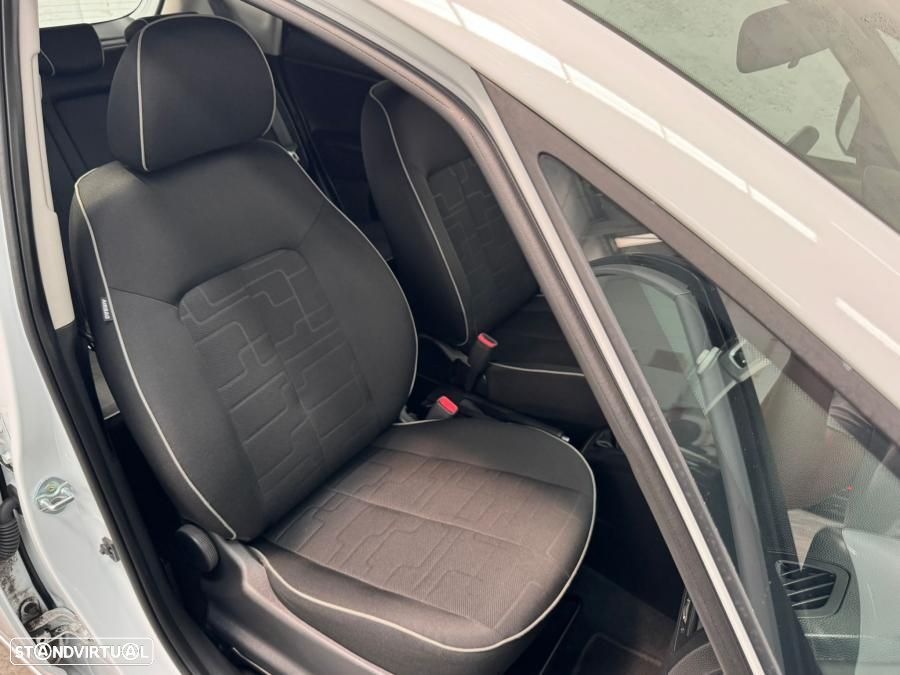 Kia Venga 1.4 CRDi ISG More - 26