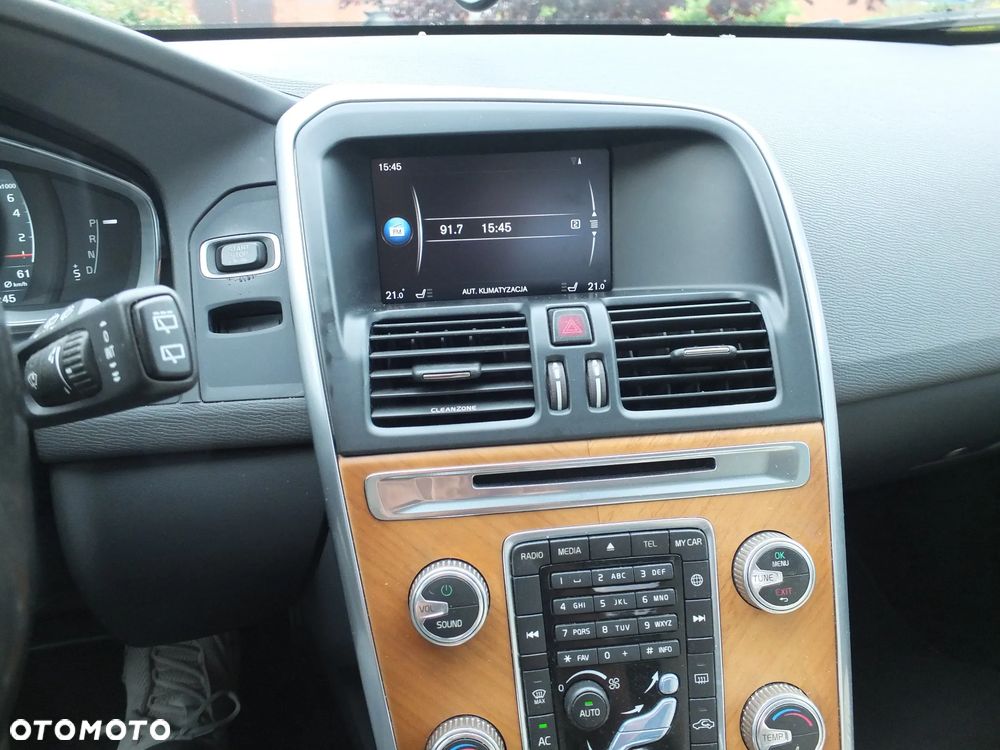Volvo XC 60 T6 AWD Geartronic Summum - 20