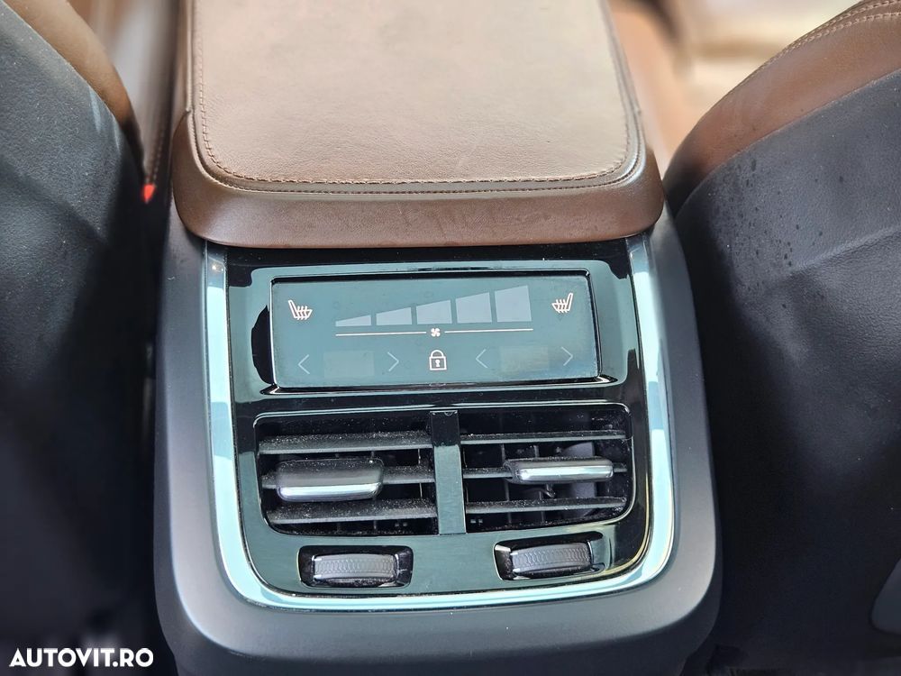Volvo XC 90 B5 D AWD Geartronic Inscription - 22