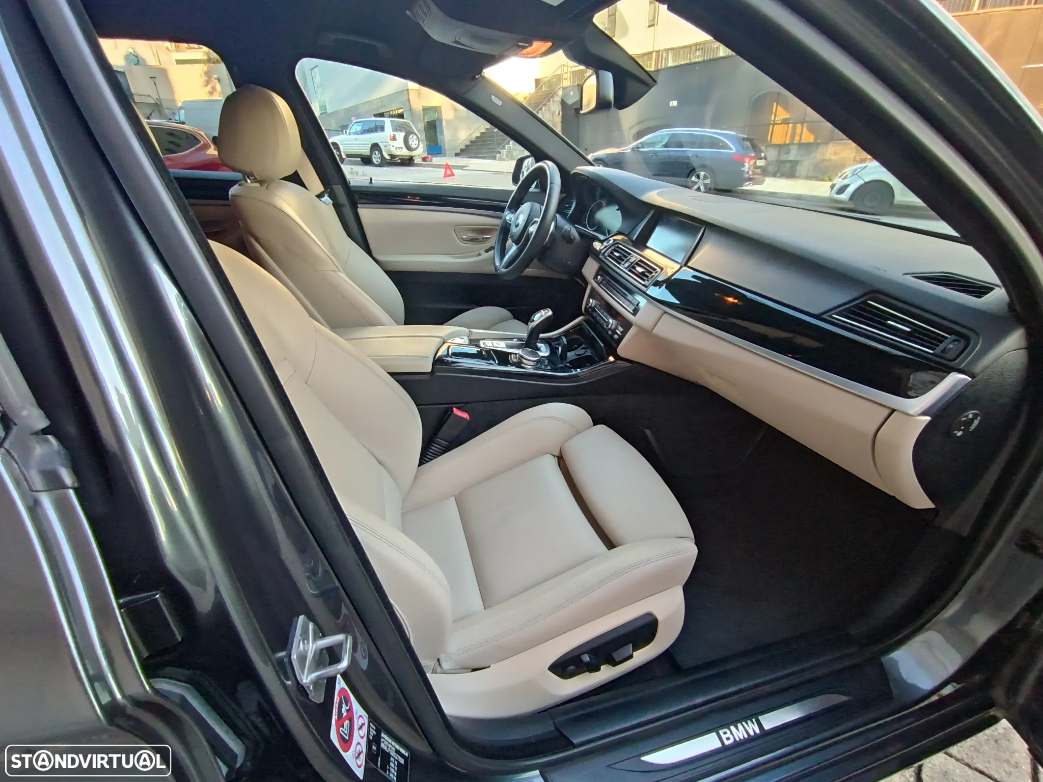 BMW 525 d Touring Aut. Luxury Line - 29