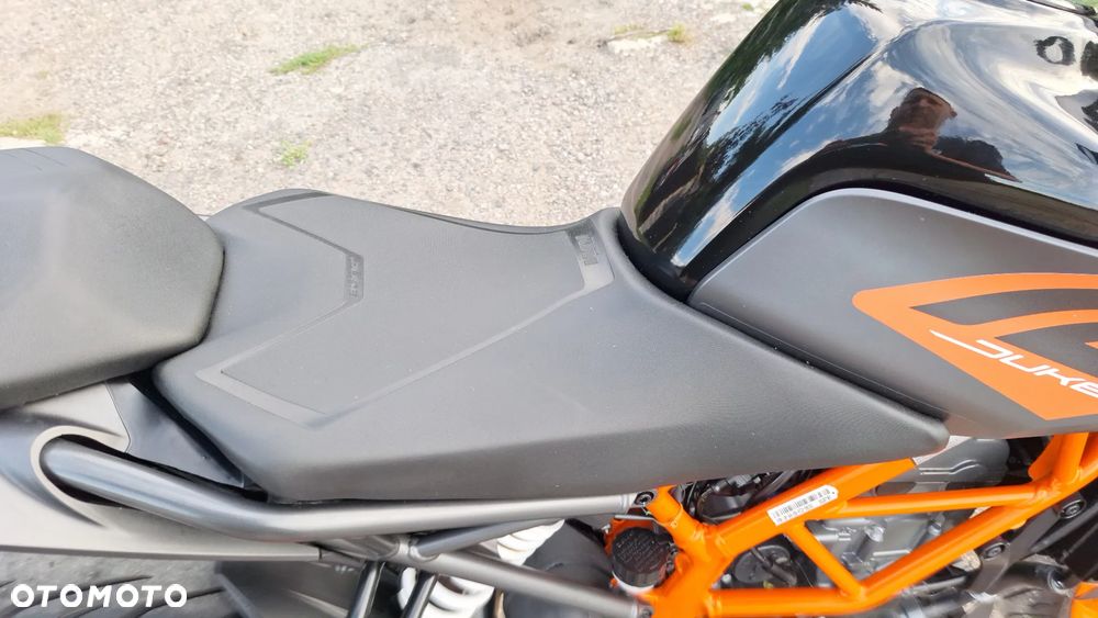 KTM Duke 125 - 15