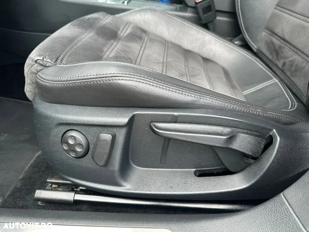 Volkswagen Passat CC 2.0 TDI BlueMotion Technology DSG - 18
