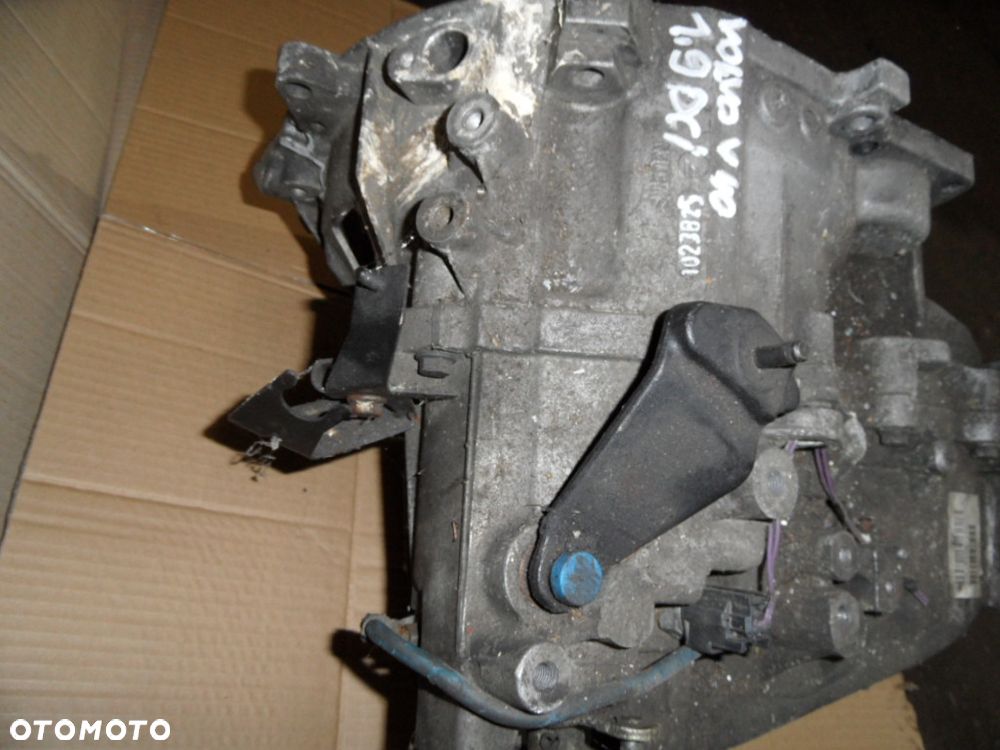 SKRZYNIA BIEGOW VOLVO V40 S40 CARISMA 1.9 DCI M56L2 - 6