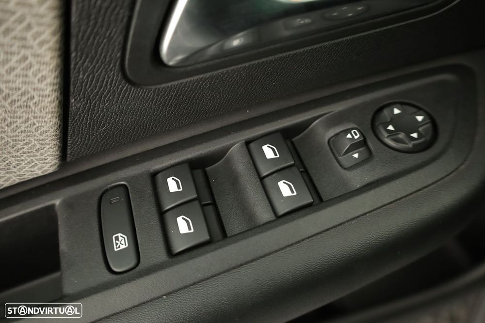 Citroën C4 1.2 PureTech Feel Pack EAT8 - 19