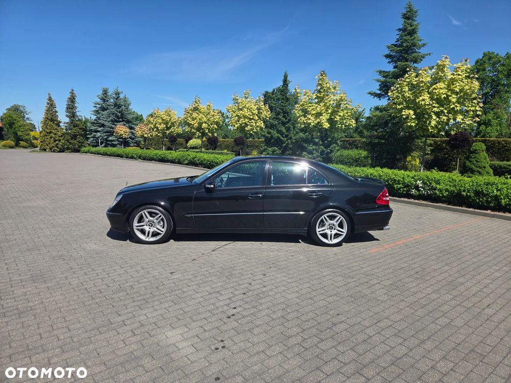 Mercedes-Benz Klasa E 500 4Matic Automatik Avantgarde - 16