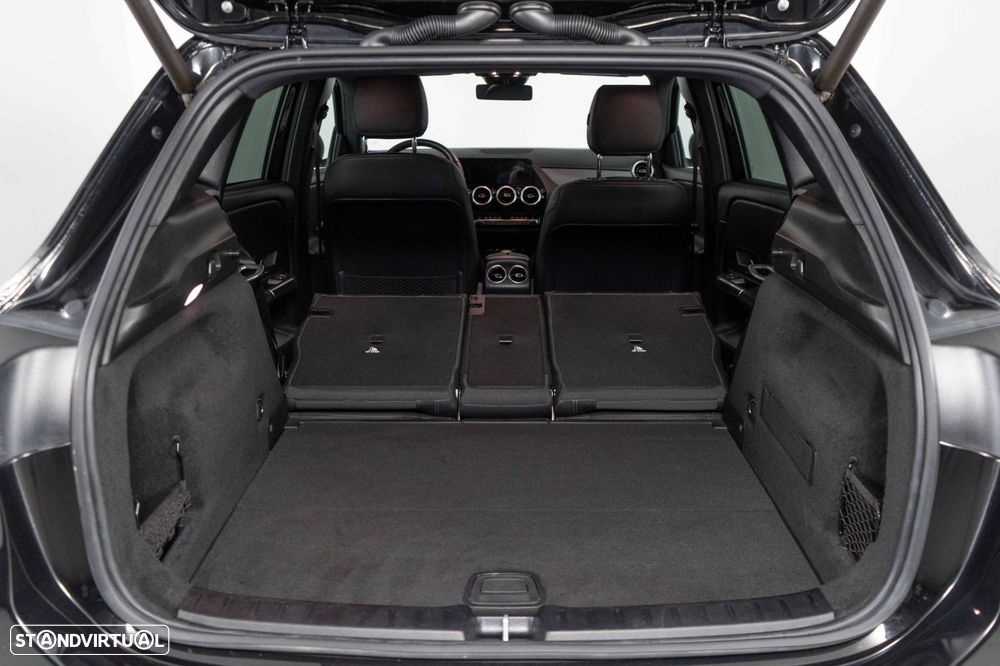 Mercedes-Benz GLA 250 e Progressive - 29