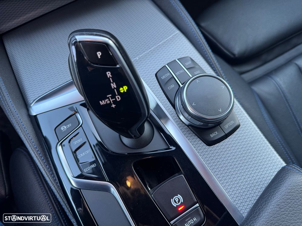 BMW 520 d Pack M Auto - 10