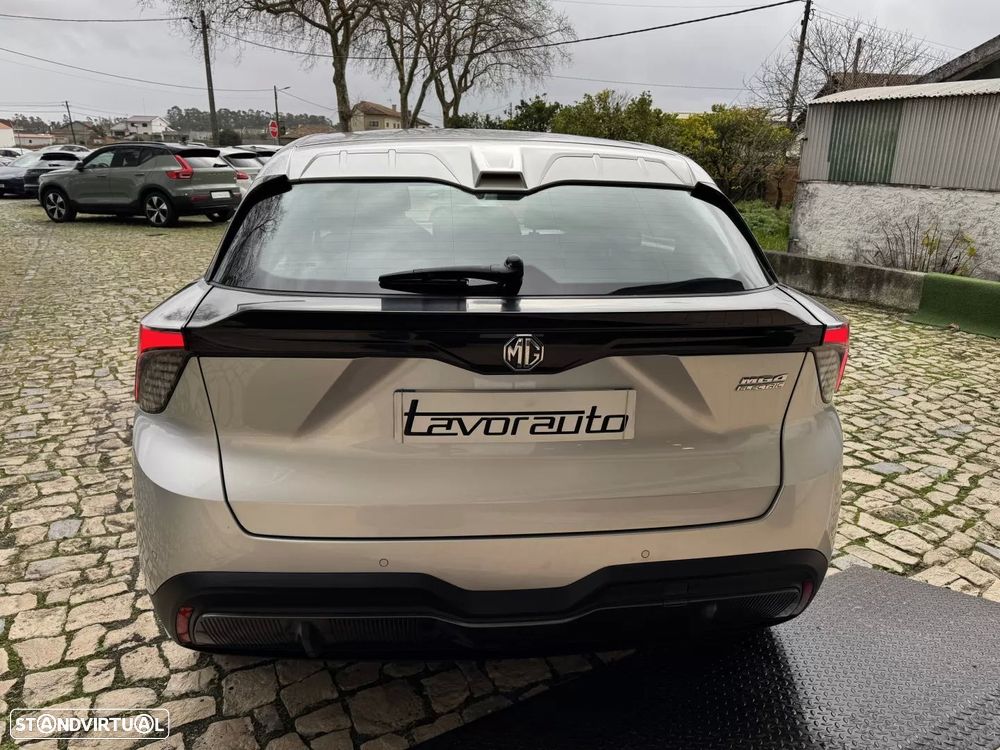 MG MG4 51 kWh Standard - 8