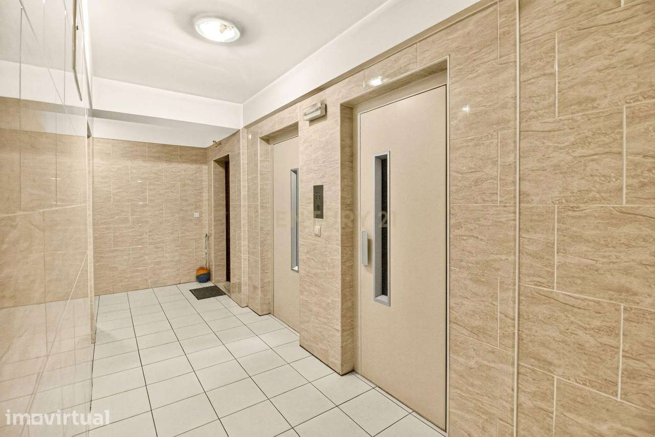 Apartamento T3 em Bragança com Vista e Varandas - Grande imagem: 4/31