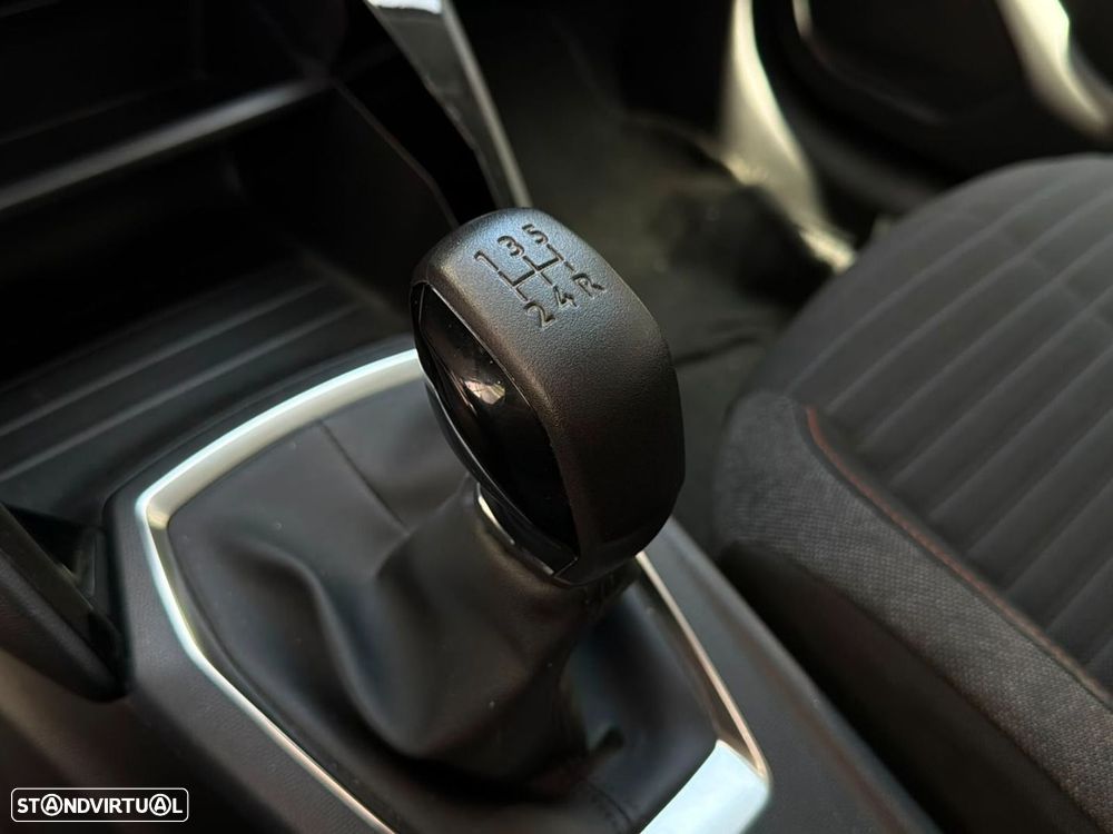 Peugeot 208 1.2 PureTech Active - 7
