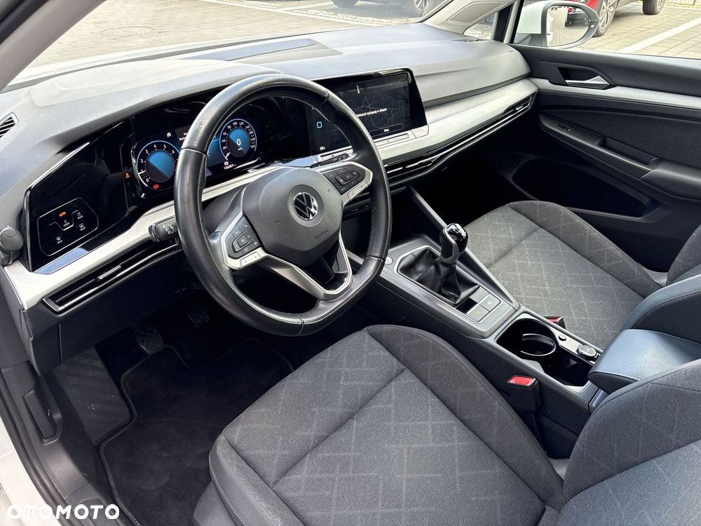 Volkswagen Golf - 9