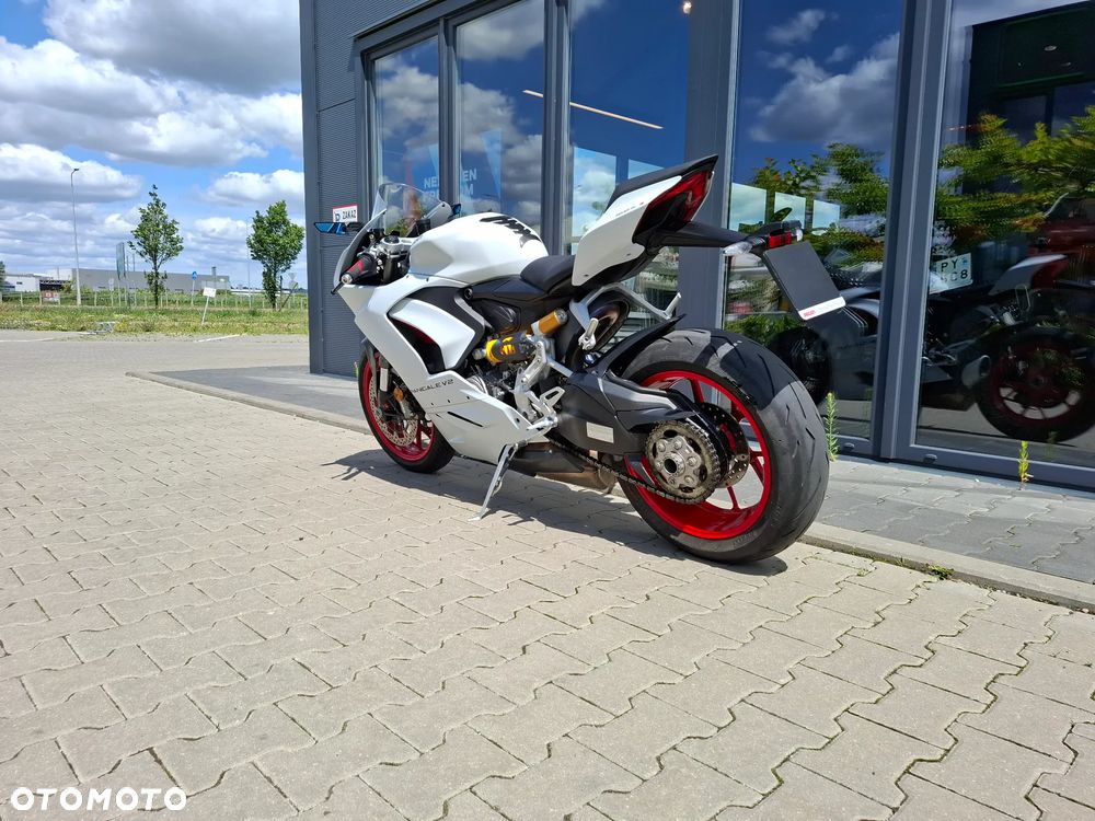 Ducati Panigale V2 - 7