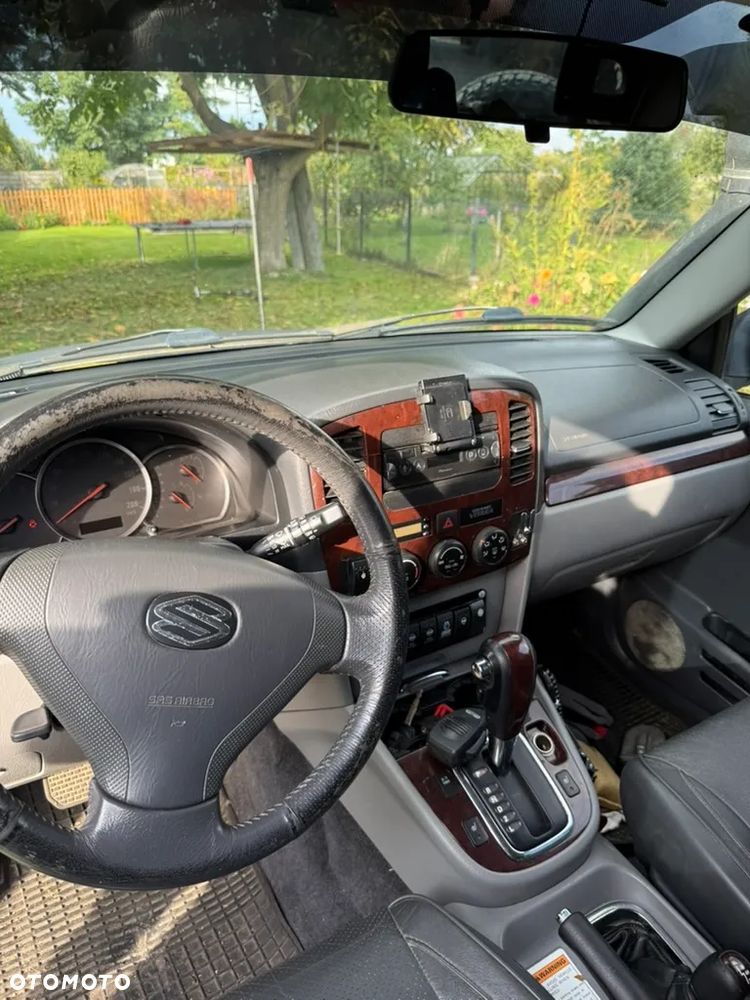 Suzuki Grand Vitara V6-2.5 Automatik Limited - 9