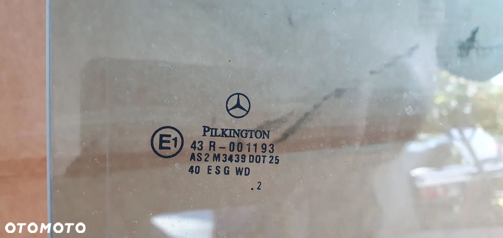 Szyba prawy tył tylna prawa Mercedes C-Klasa W203 AS2 02r - 4