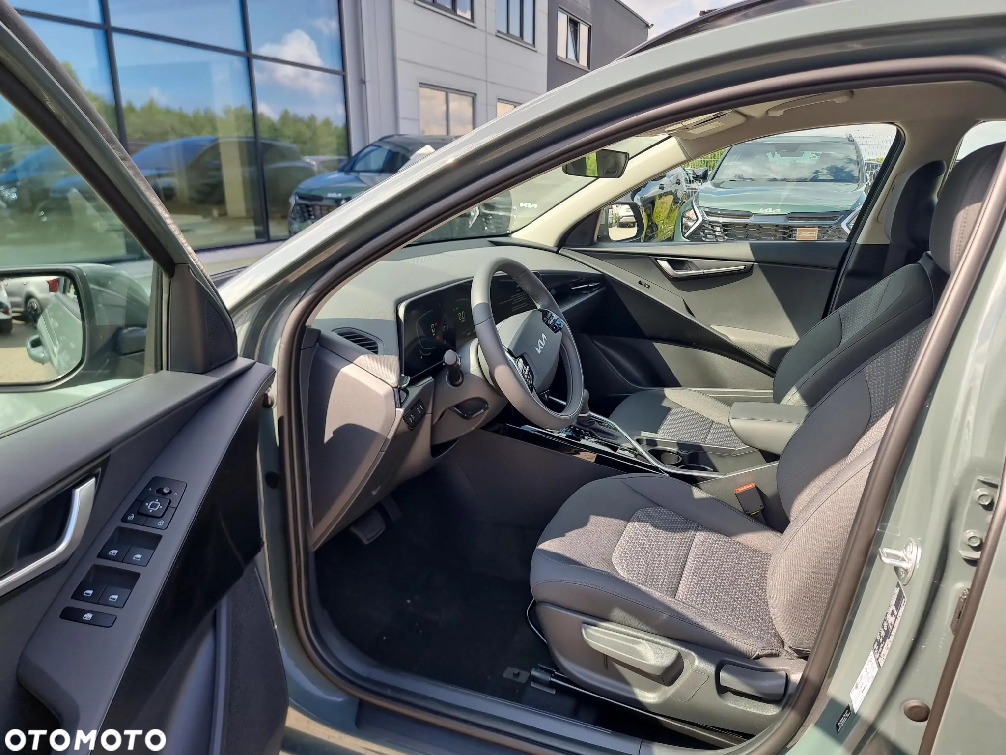 Kia Niro 1.6 GDI Hybrid M - 9