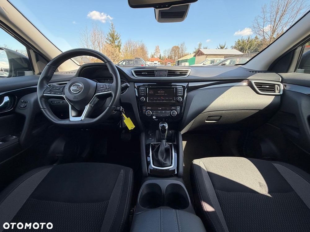 Nissan Qashqai 1.3 DIG-T DCT N-TEC - 30