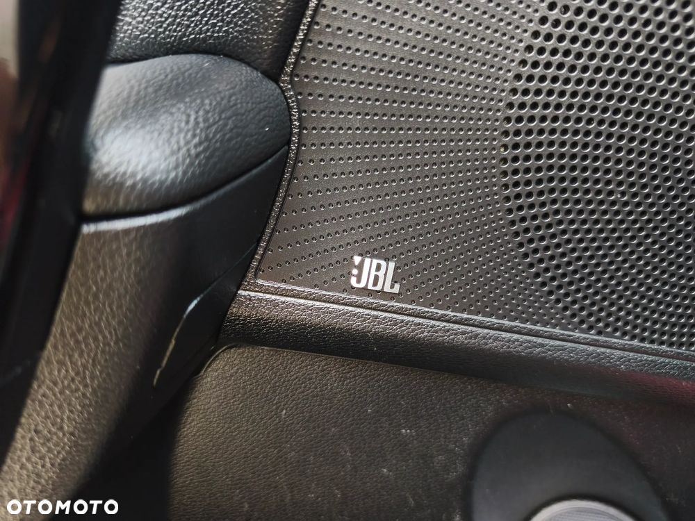 Kia Ceed 1.4 T-GDI DCT OPF Vision - 24