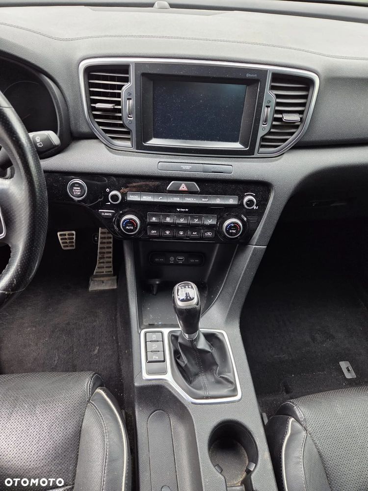 Kia Sportage 2,0 CRDI 2WD Vision - 10