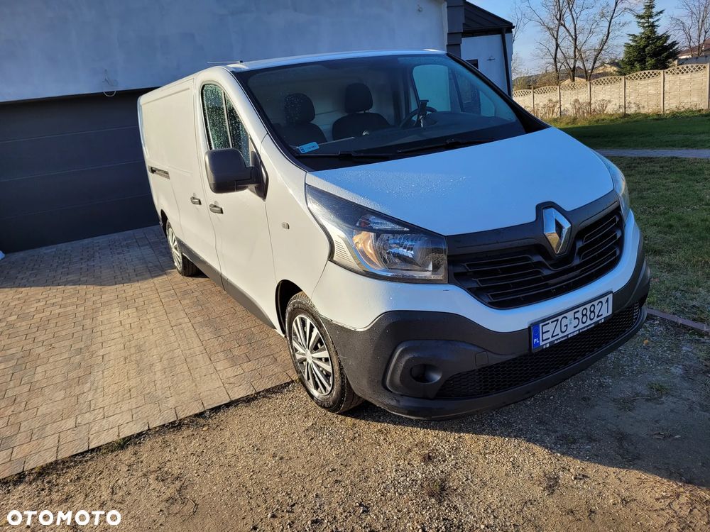 Renault Trafic - 1